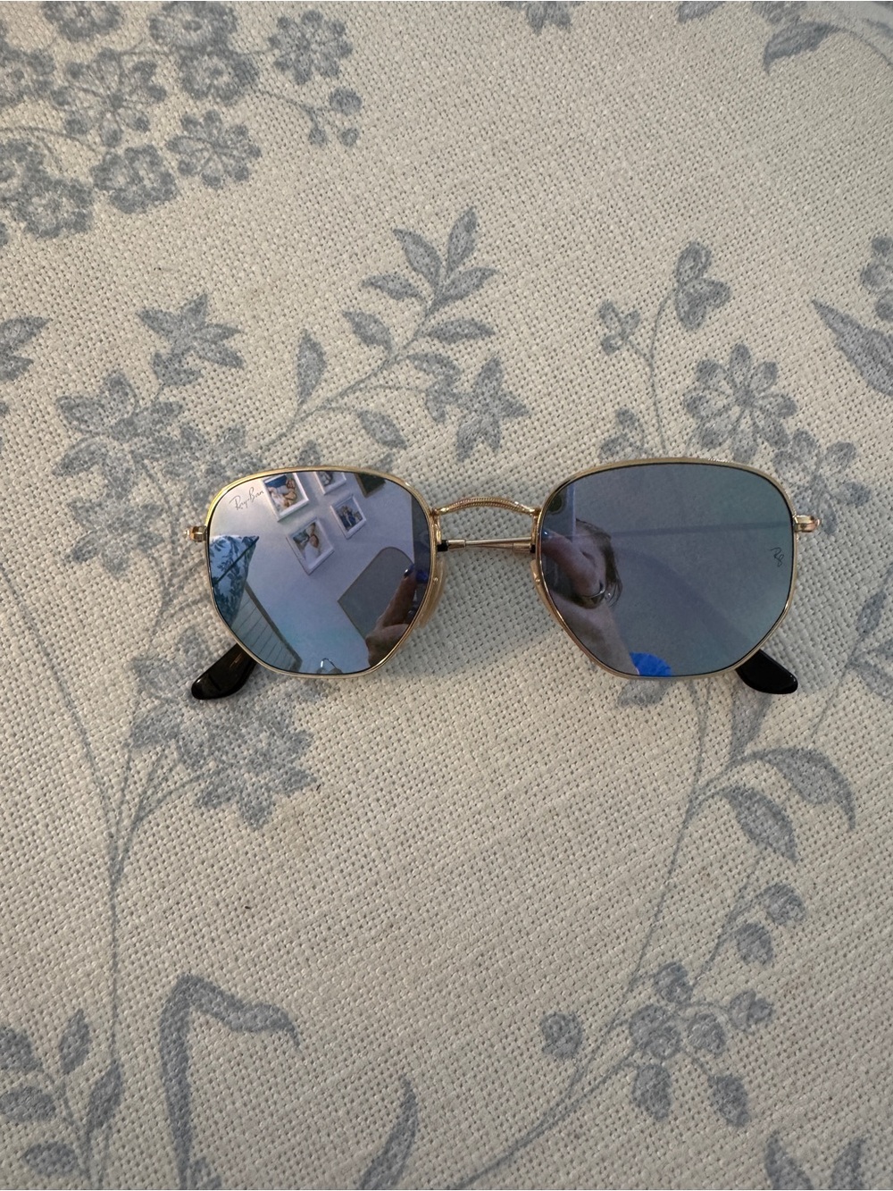 Women’s Ray Bans